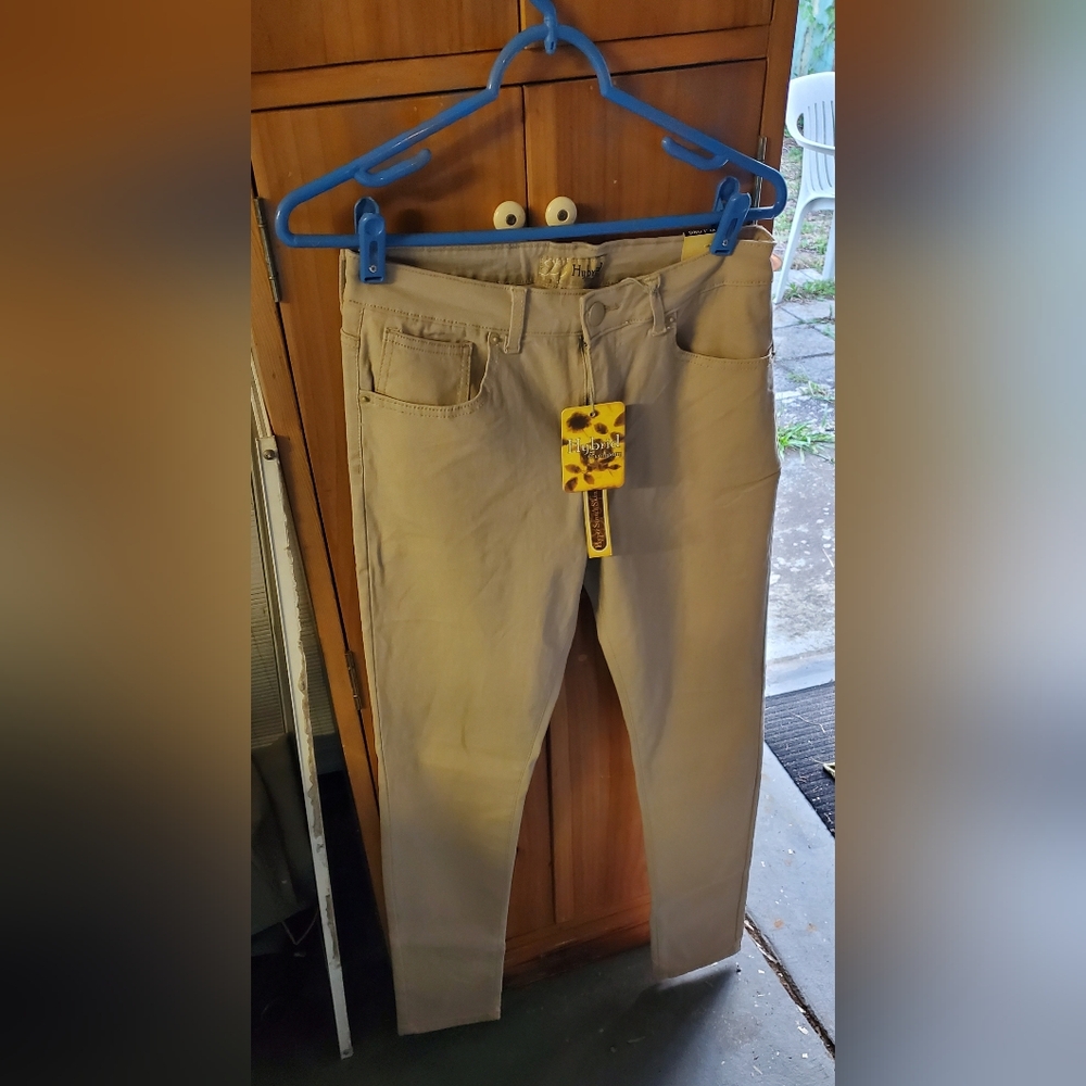 NWT AMAZON PANTS